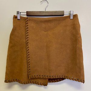 Haute Rogue XL (Small XL.See Description..29" Waist)Faux Suede Lightweight NEW